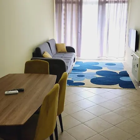 Pleasant With Free Dedicated Parking In Komuna E Parisit דירה *