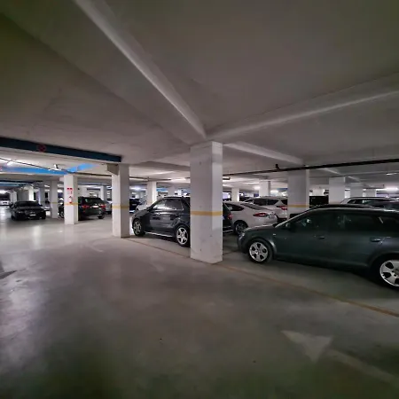 Urban 2 Komuna Paris Private Parking Self Check-in * Tirana
