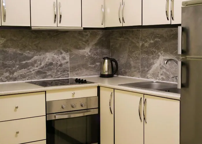 Apartment Pleasant With Free Dedicated Parking In Komuna E Parisit *