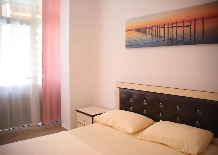 Apartment Pleasant With Free Dedicated Parking In Komuna E Parisit